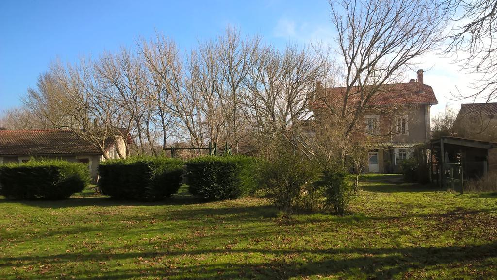 Moustey Chambres D'Hotes Au Grillon Dort מראה חיצוני תמונה
